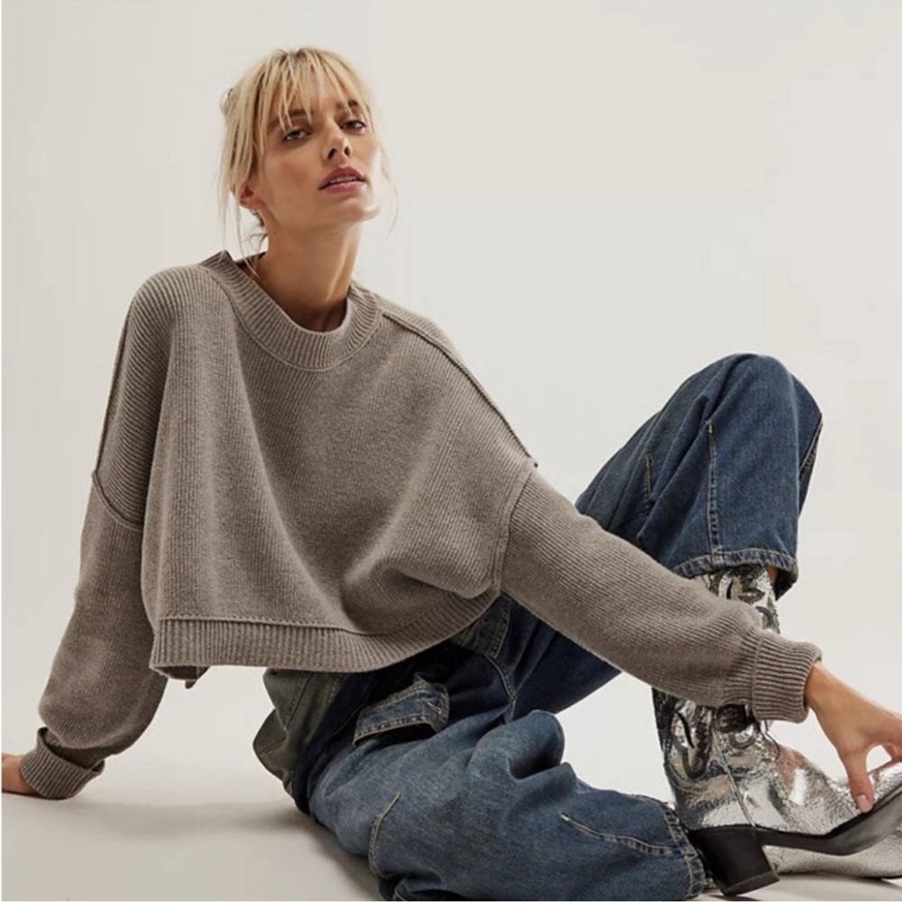 Free People Women’s Gray Women's Crew Neck Sweater XS - Picture 3 of 16